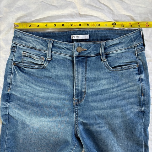 Nine West women’s bootcut denim jeans with slits in the ankles, size 10. - Picture 9 of 13